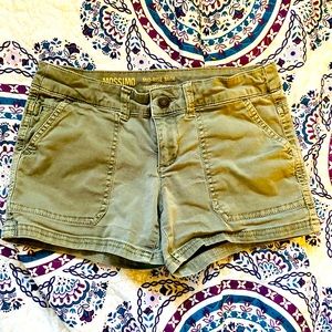 Mossimo army green shorts
